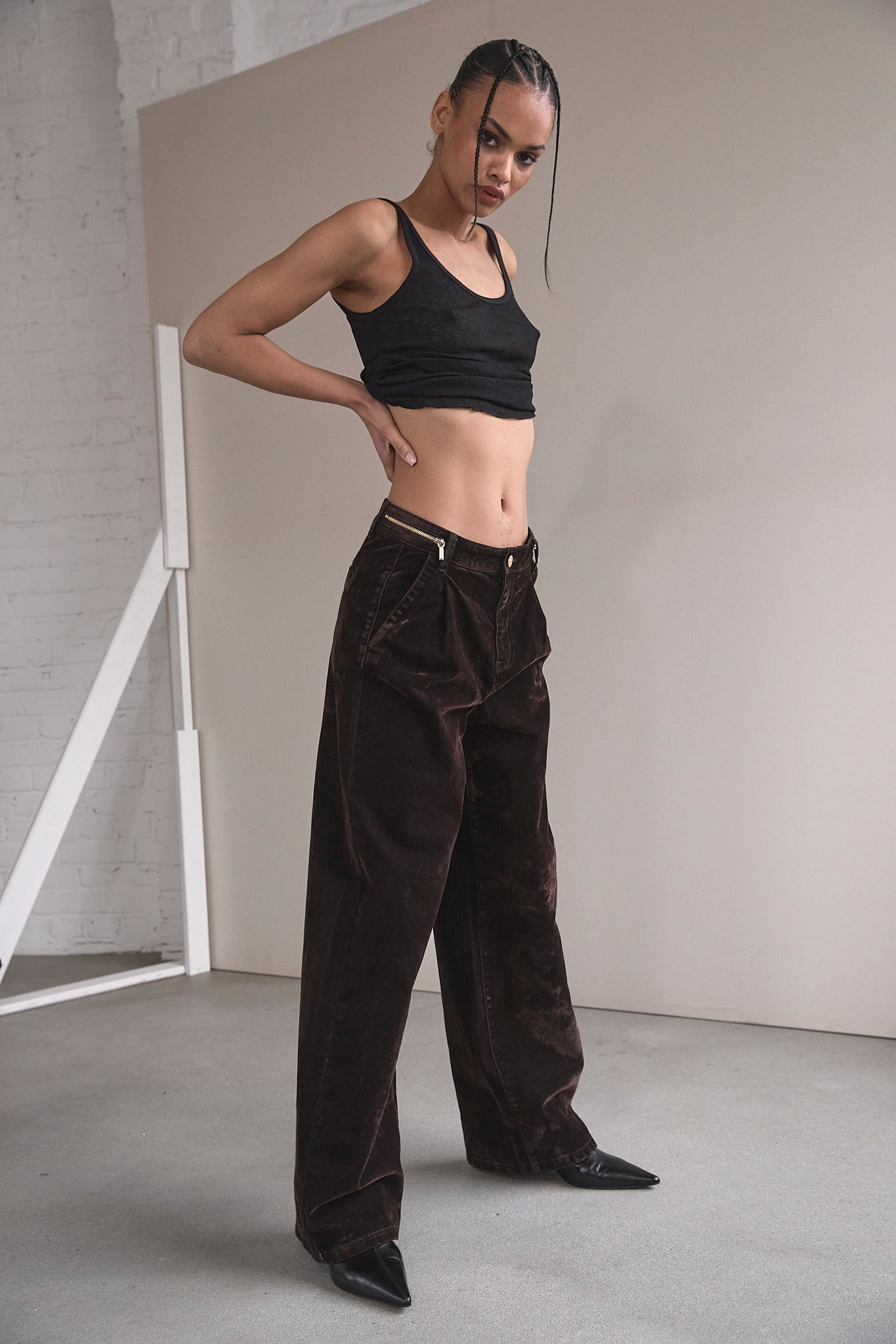 Flocked velvet pants Women Fauna dark brown | Freeman T. Porter