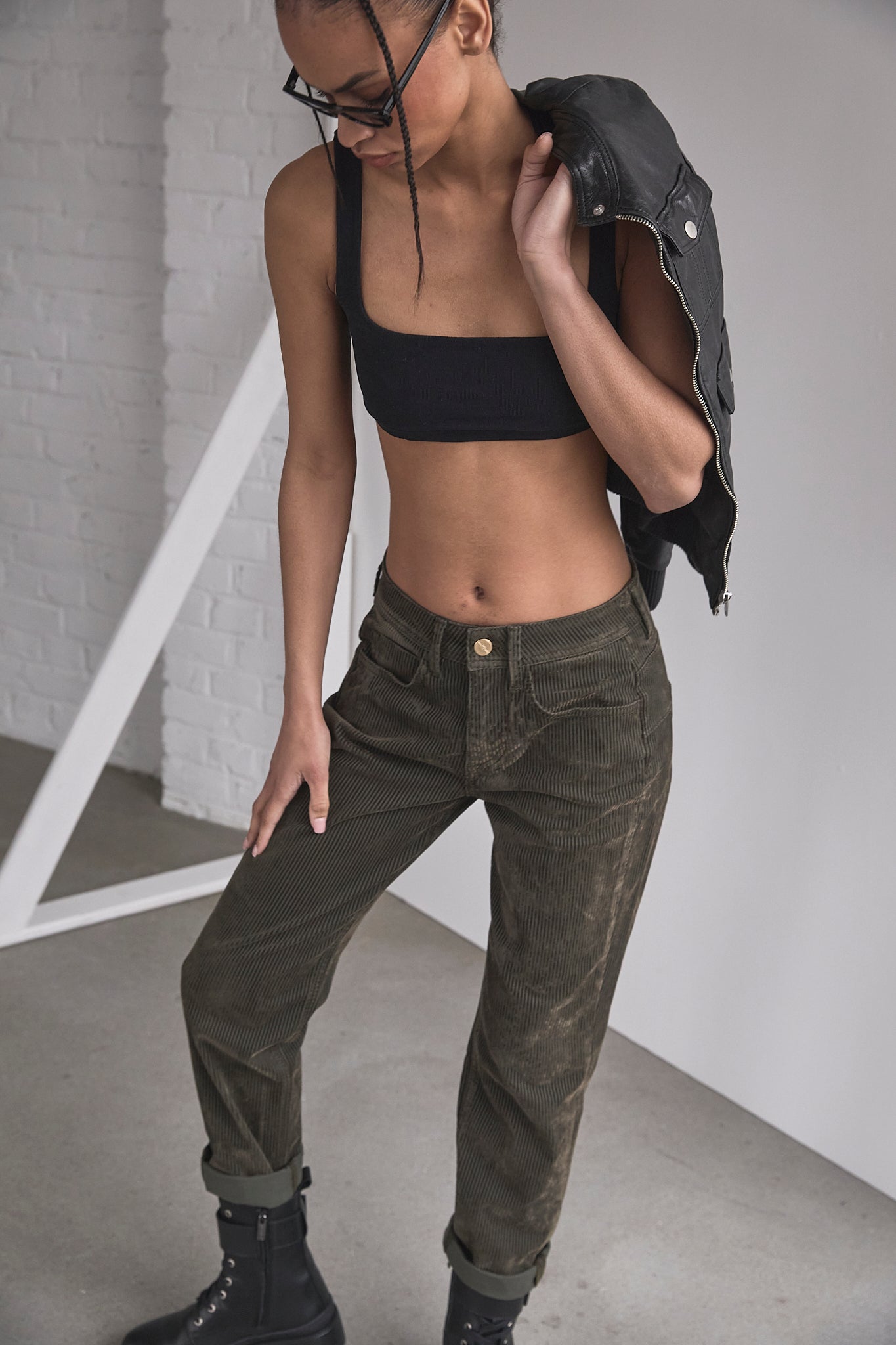 Cropped boyfriend pants Women Hera military green | Freeman T. Porter
