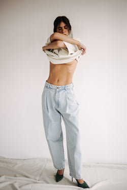 

Jeans à pinces balloon Femme Asteria light blue | Freeman T. Porter