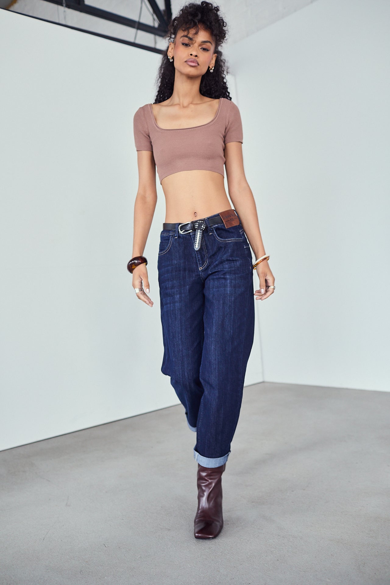 
              

Jeans cropped boyfriend Femme Hera dark night | Freeman T. Porter
            