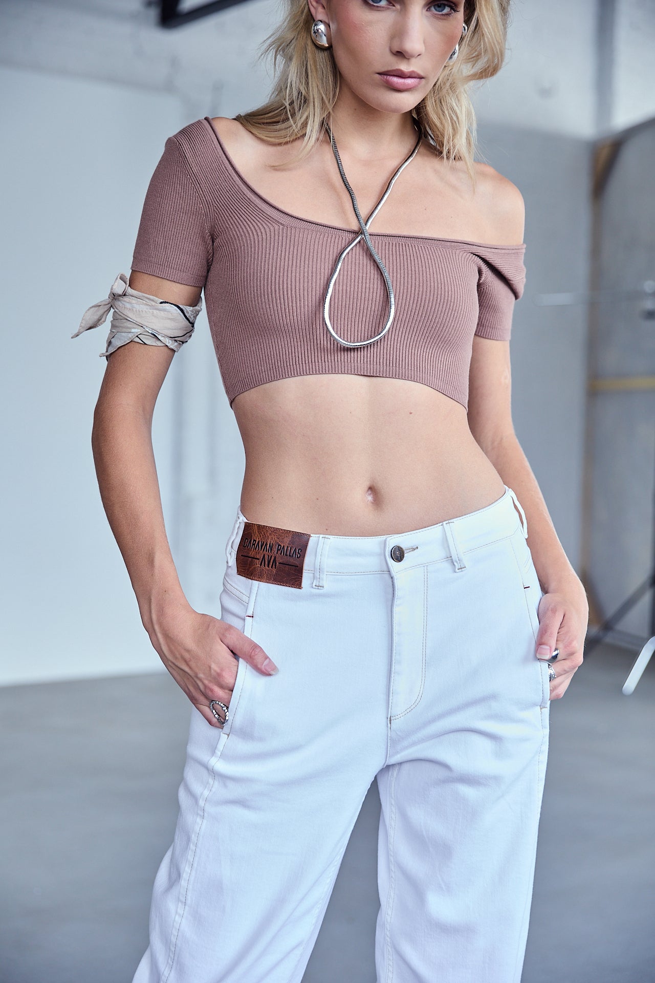 

Pantalon balloon cropped Femme Salia Lousia off white | Freeman T. Porter